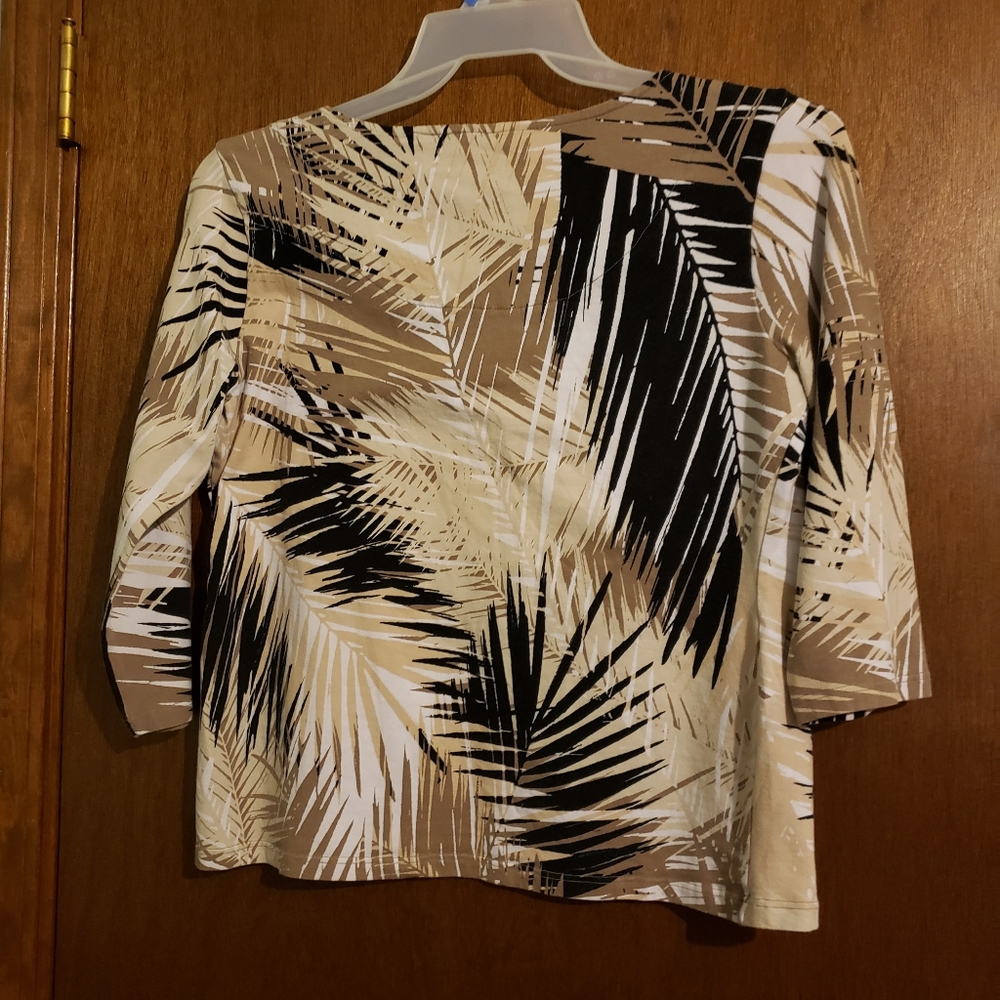Shirt - Picture 5 of 5